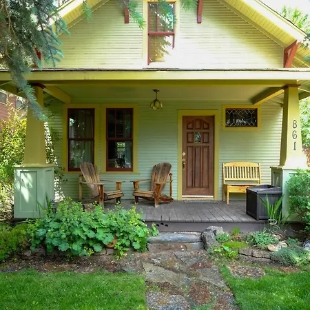 Bluebird Day - Lavender Cottage